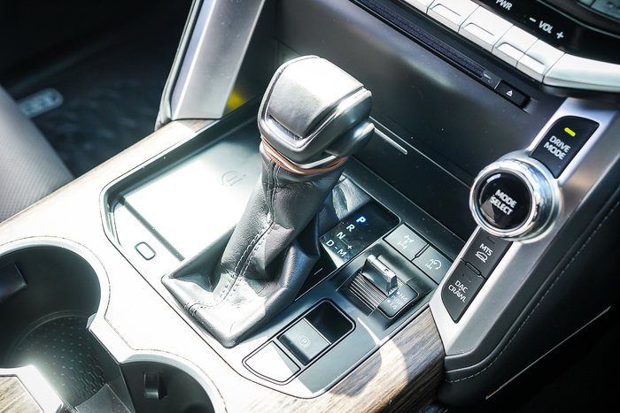 2023 Toyota LANDCRUISER VX