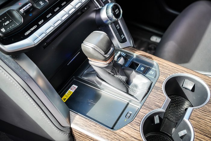 2023 Toyota LANDCRUISER VX