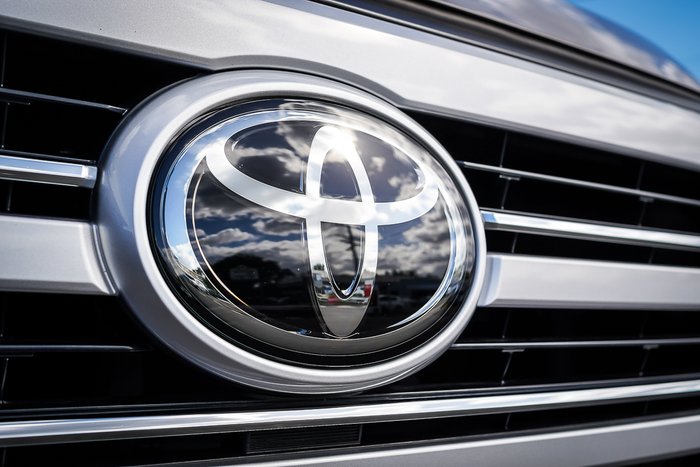 2023 Toyota LANDCRUISER VX