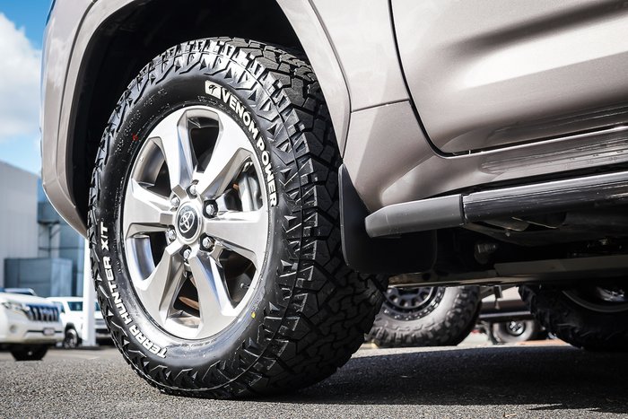 2023 Toyota LANDCRUISER VX