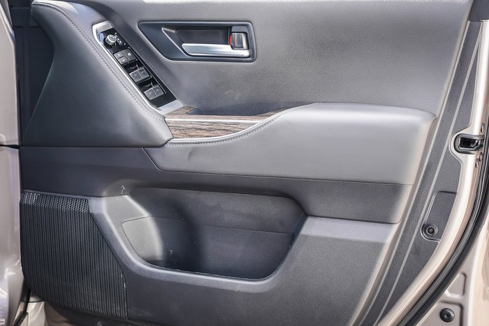 2023 Toyota LANDCRUISER VX