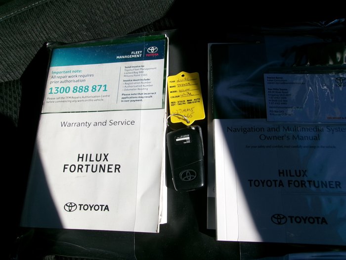 2021 Toyota Hilux 4x4 Hilux 4x4 SR 2.8L T Diesel Automatic Extra Cab C/C 2L68990 001