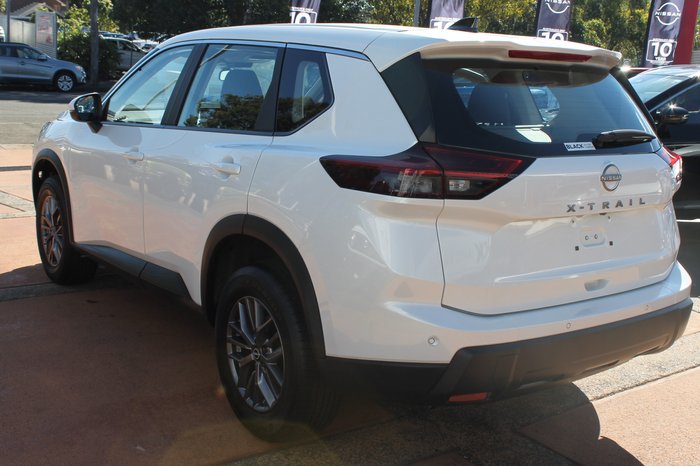 2026 Nissan X-TRAIL ST
