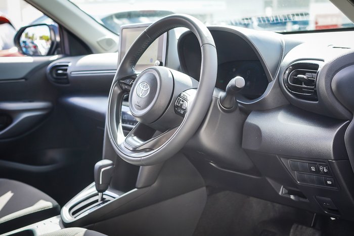 2025 Toyota Yaris Cross Hybrid GXL