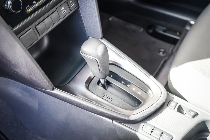 2025 Toyota Yaris Cross Hybrid GXL