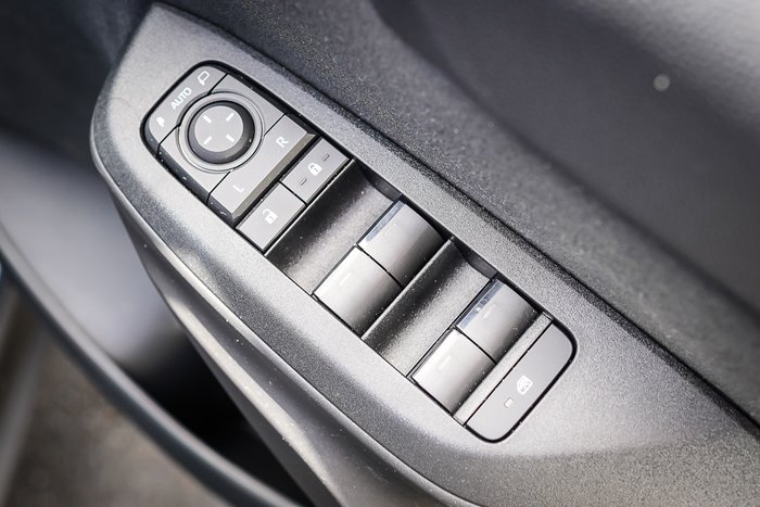 2025 Toyota Yaris Cross Hybrid GXL