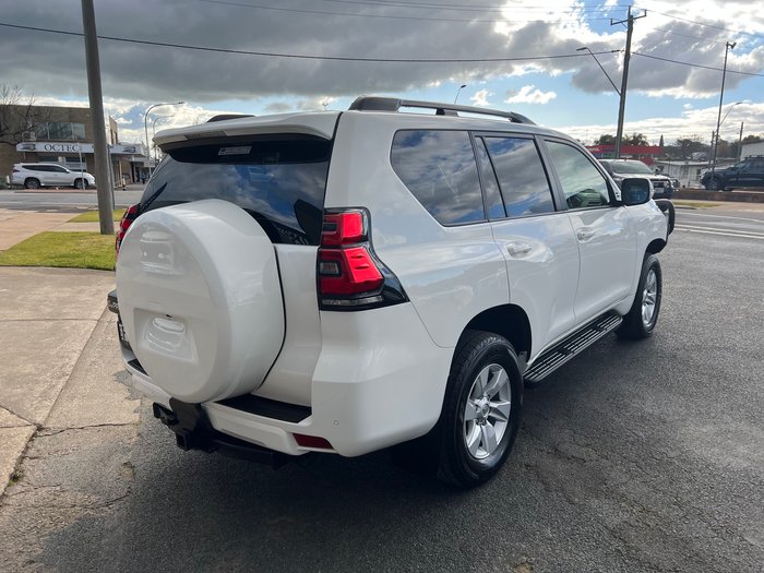 2022 TOYOTA PRADO GXL