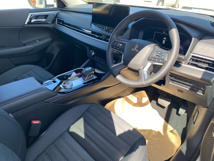 2025 MITSUBISHI Outlander ASPIRE