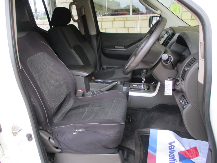 2013 Nissan Navara ST D40 Series 6 White