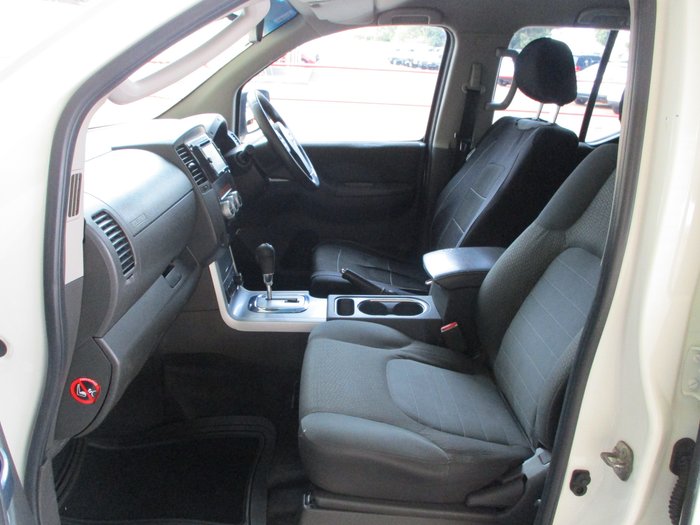 2013 Nissan Navara ST D40 Series 6 White