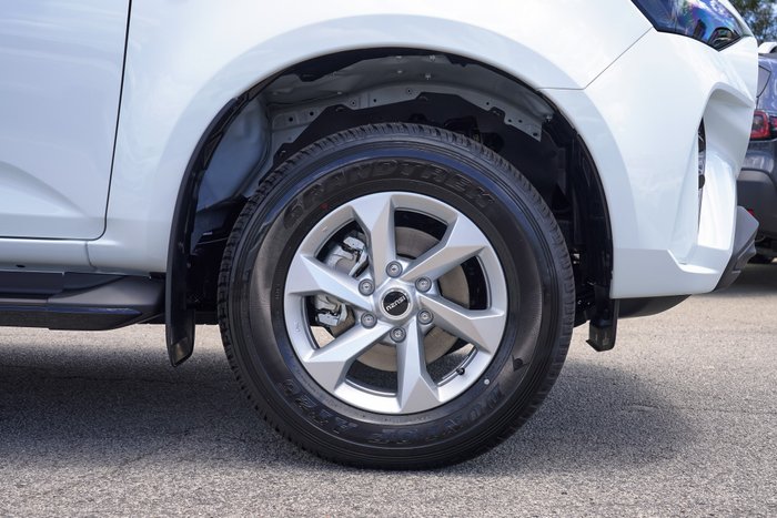 2025 Isuzu MU-X LS-M