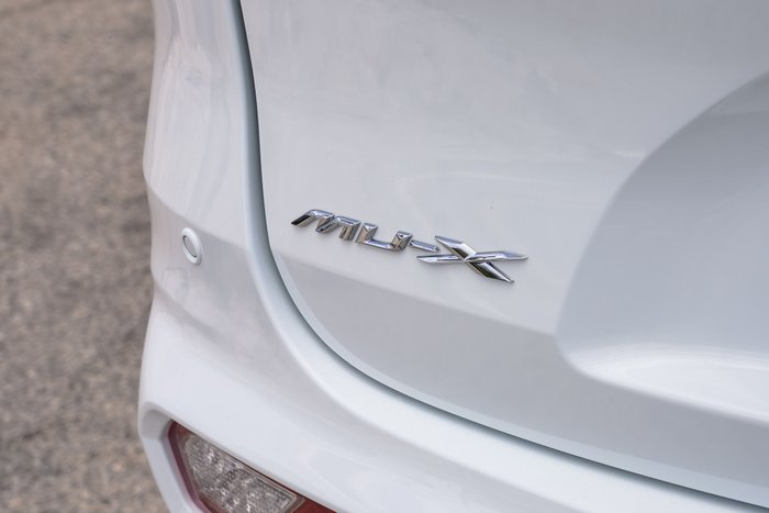 2025 Isuzu MU-X LS-M