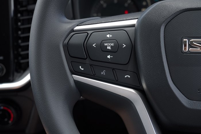 2025 Isuzu MU-X LS-M