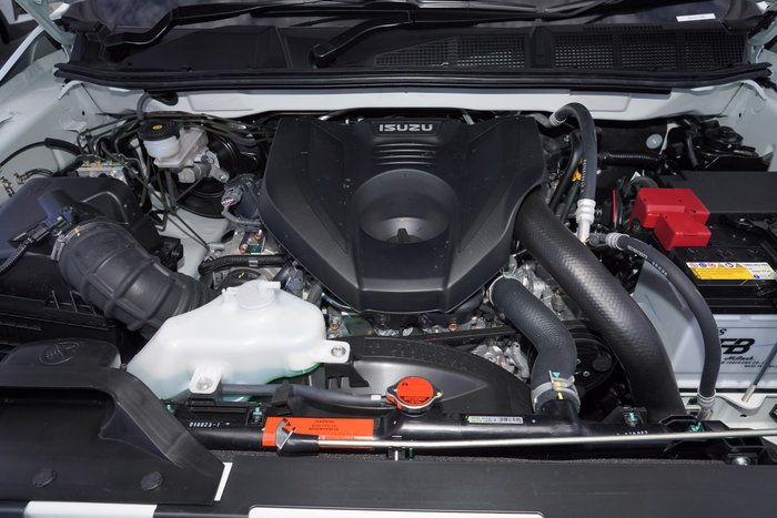 2025 Isuzu MU-X LS-M