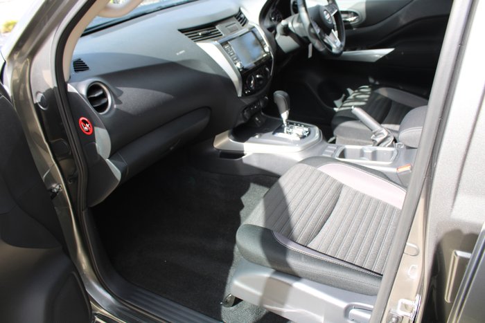 2024 Nissan Navara Black Edition