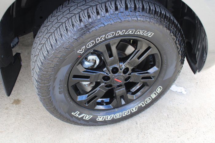 2024 Nissan Navara Black Edition