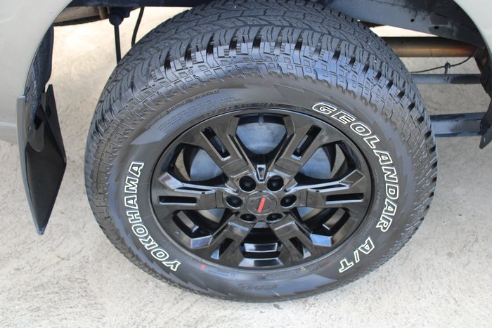 2024 Nissan Navara Black Edition