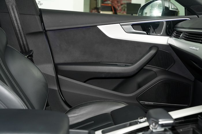 2022 Audi A5 40 TFSI S line