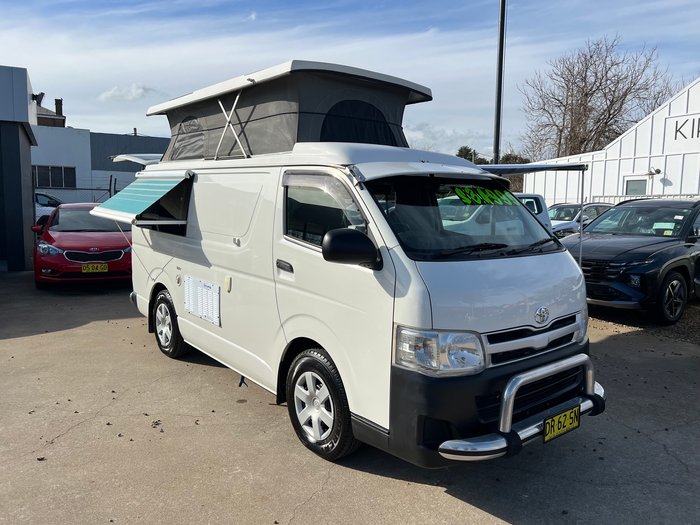 2013 TOYOTA HIACE CAMPER VAN