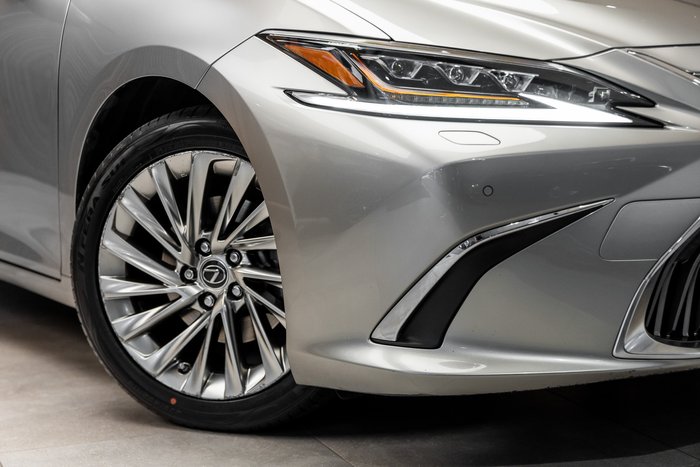 2020 Lexus ES300h Sports Luxury 2.5L Hybrid Auto CVT Sedan