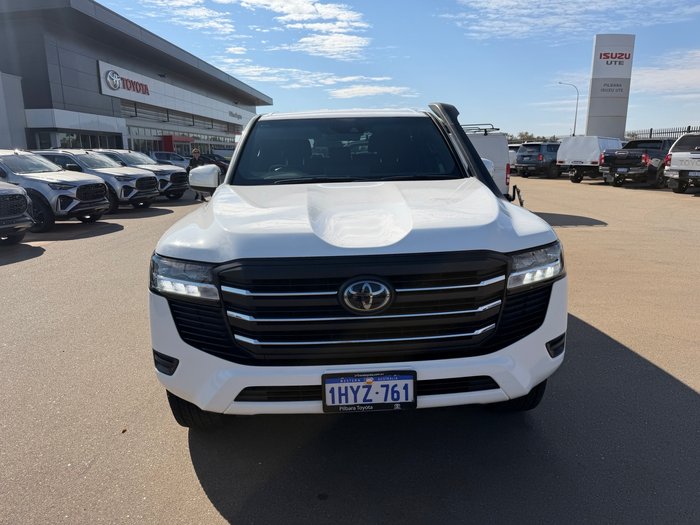 2023 Toyota LANDCRUISER GX White