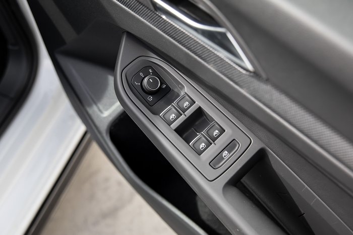 2025 Volkswagen Golf 110TSI R-Line