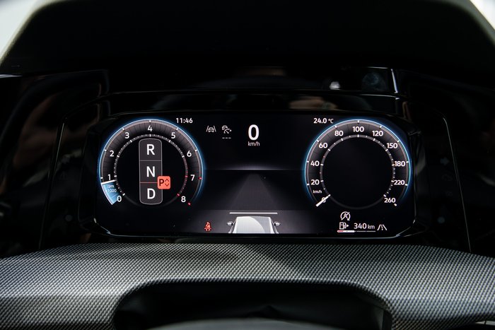 2025 Volkswagen Golf 110TSI R-Line