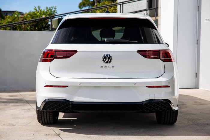 2025 Volkswagen Golf 110TSI R-Line