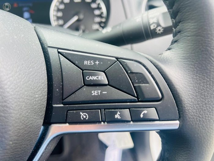 2023 Nissan Navara ST