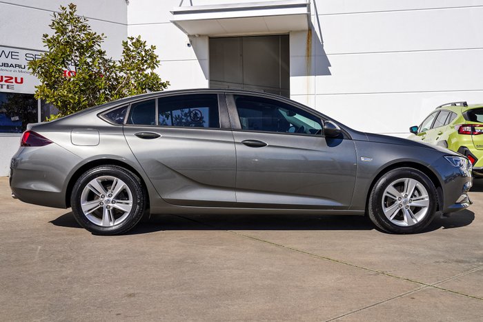 2019 Holden Commodore LT