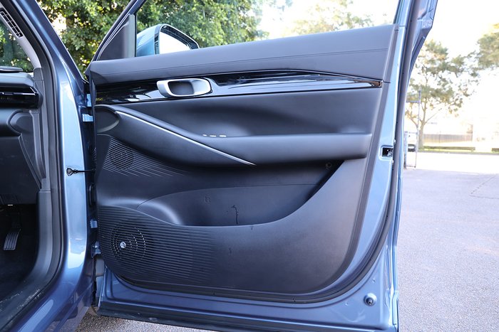 2026 Geely Starray Em-i