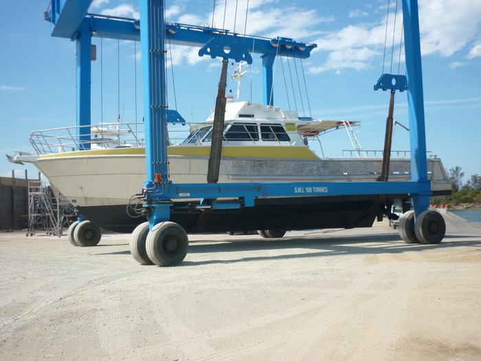 1999 COMMERCIAL OFFSHORE PASSENGER VESSEL