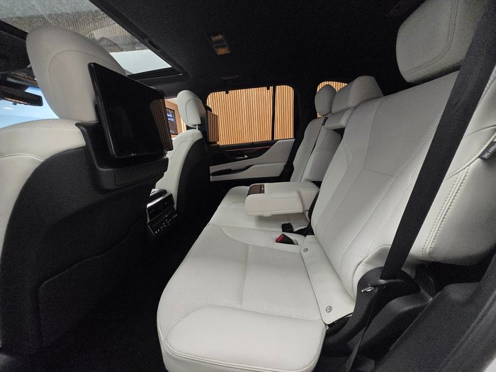 2025 Lexus LX500d Sports Luxury 3.3L T Diesel Automatic Wagon