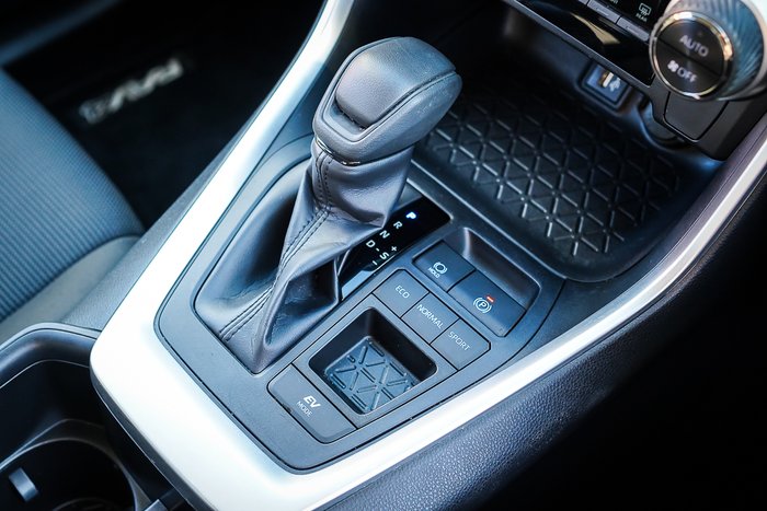 2024 Toyota RAV 4 Hybrid GX-2WD