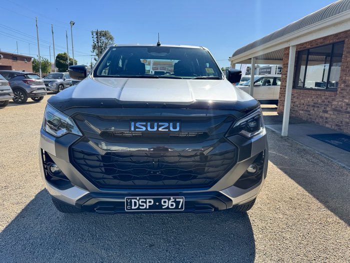 2025 ISUZU D-MAX LS-M XR