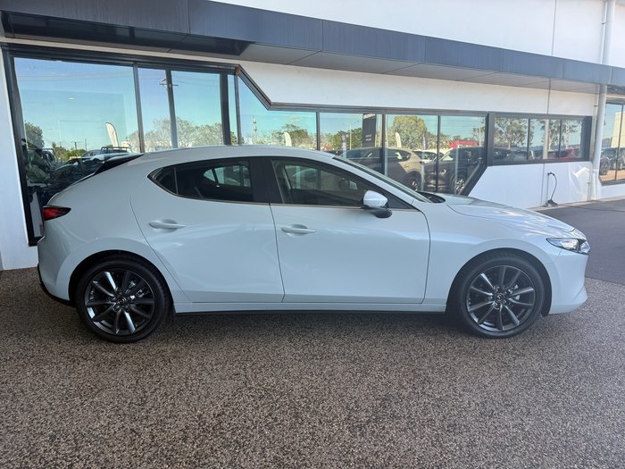 2025 Mazda 3 G20 Evolve