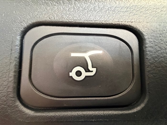 2025 Ford Everest Sport