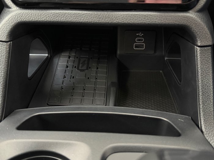 2025 Ford Everest Sport