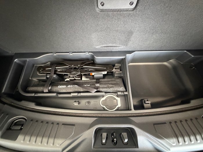 2025 Ford Everest Sport