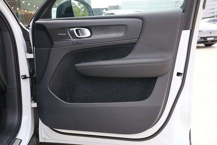 2023 Volvo XC40 Recharge Twin Pure Electric