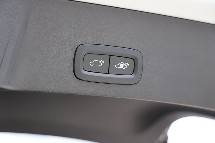 2023 Volvo XC40 Recharge Twin Pure Electric