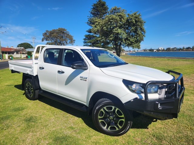 2020 Toyota Hilux SR