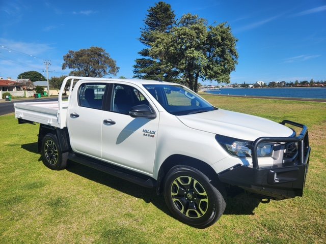 2020 Toyota Hilux SR