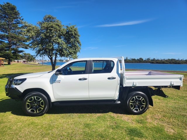 2020 Toyota Hilux SR