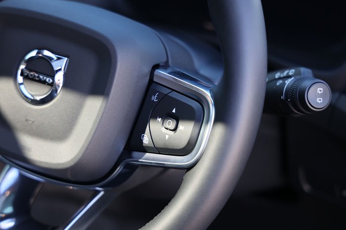 2026 Volvo EX40 Ultra Twin Motor Performance
