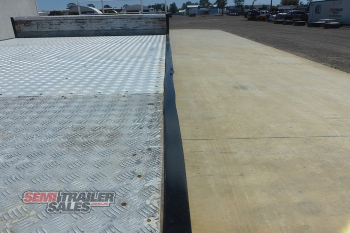 2006 Maxitrans 22 Pallet Dropdeck