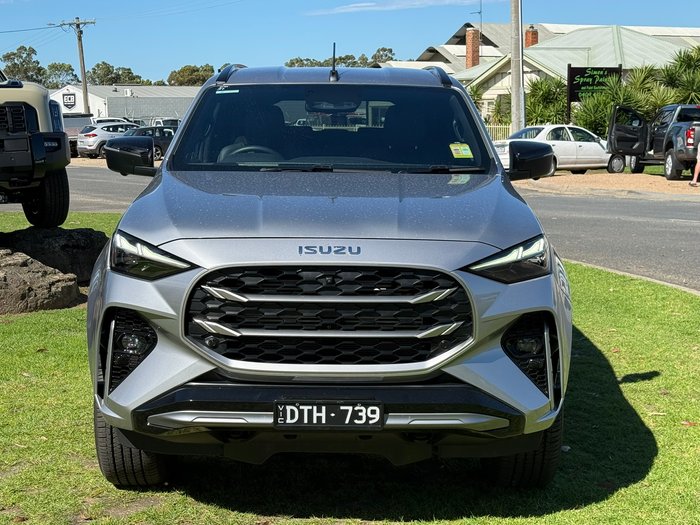 2026 Isuzu MU-X LS-T