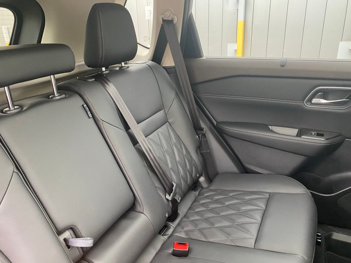 2024 Nissan X-TRAIL Ti-L e-POWER - 19 inch alloys