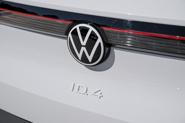 2025 Volkswagen ID.4 Pro