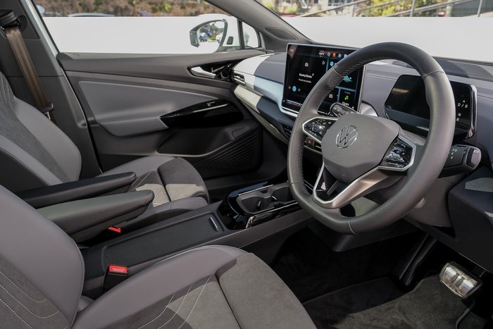 2025 Volkswagen ID.4 Pro